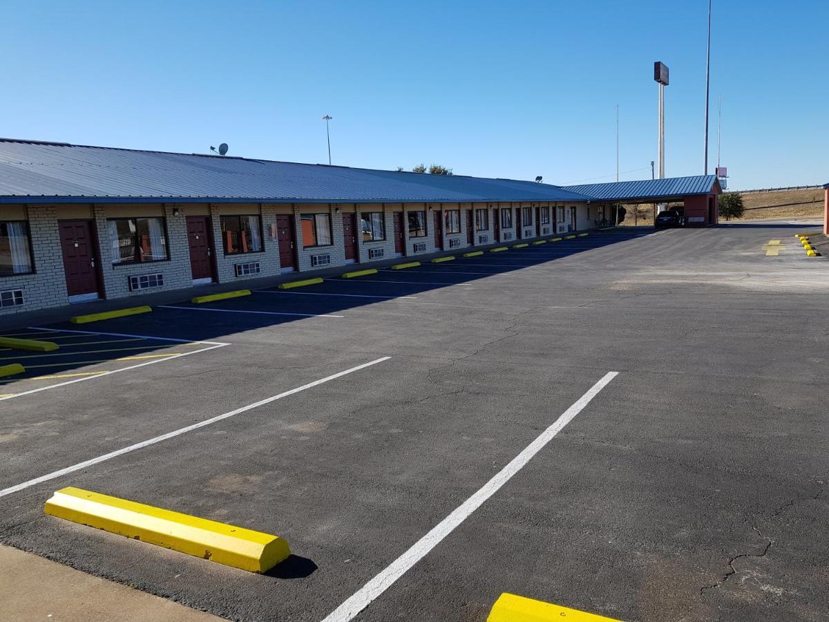 Budget Host Inn Eastland Esterno foto
