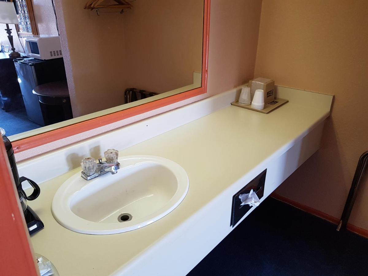 Budget Host Inn Eastland Esterno foto