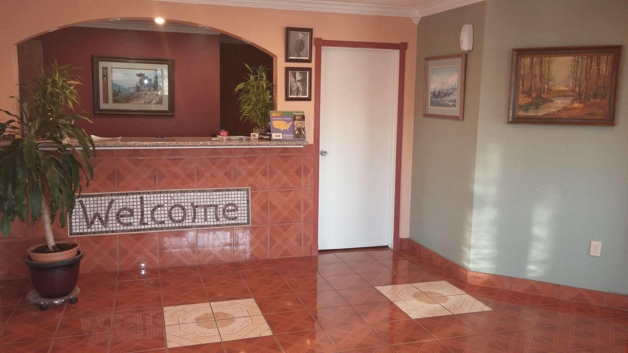Budget Host Inn Eastland Esterno foto