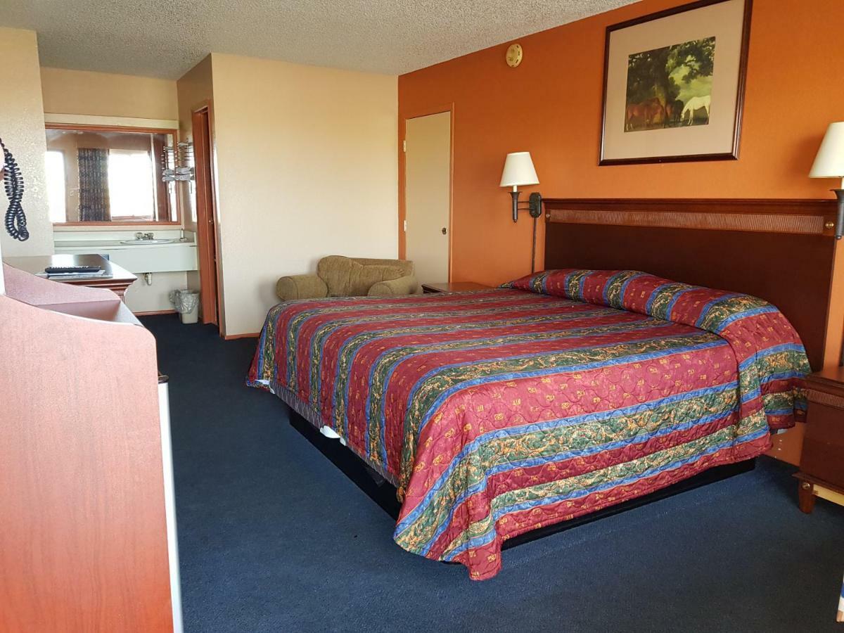 Budget Host Inn Eastland Esterno foto