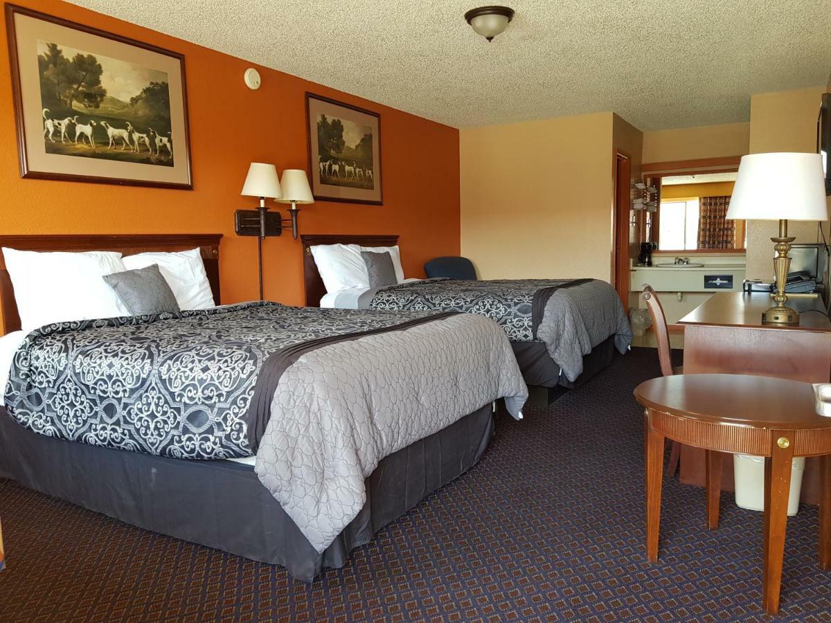 Budget Host Inn Eastland Esterno foto